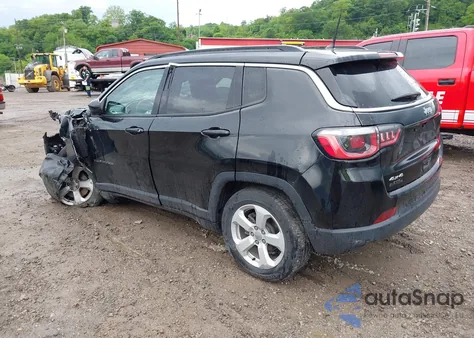 2018 Jeep Compass Latitude 4X4 from USA, damaged, VIN 3C4NJDBB6JT480333